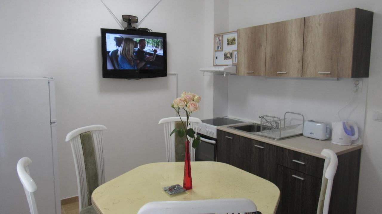 Apartment Crystal Balchik Exterior foto
